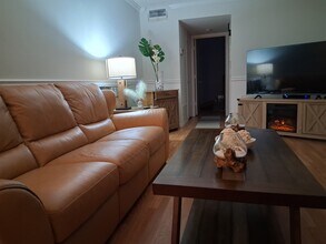 7 Vista Gardens Trl, Unit 105 in Vero Beach, FL - Foto de edificio - Building Photo