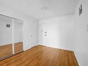 2 West End Ave in Brooklyn, NY - Building Photo - Building Photo