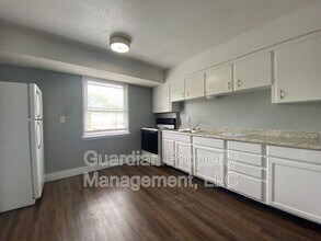 523.5 W 7th St in Maryville, MO - Building Photo - Building Photo