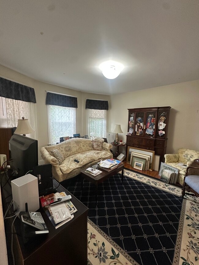 73 Turner St, Unit 1 in Boston, MA - Building Photo - Building Photo