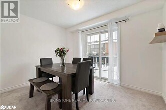 46 Andean Ln in Barrie, ON - Building Photo - Building Photo