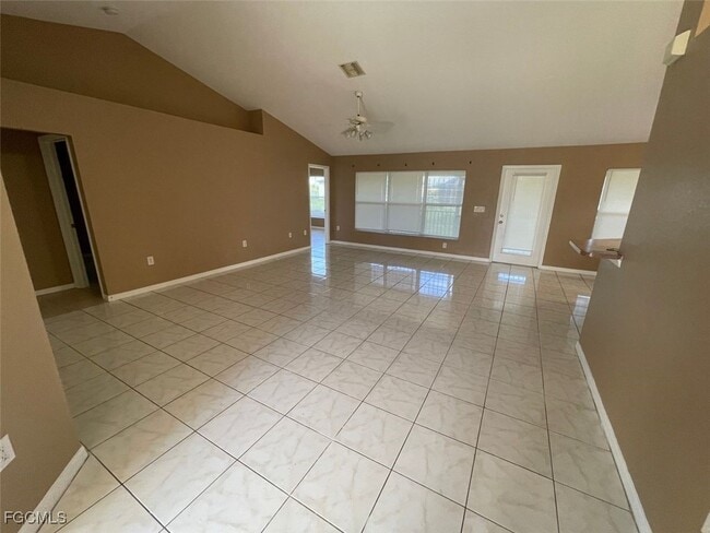 2710 55th St W in Lehigh Acres, FL - Building Photo - Building Photo