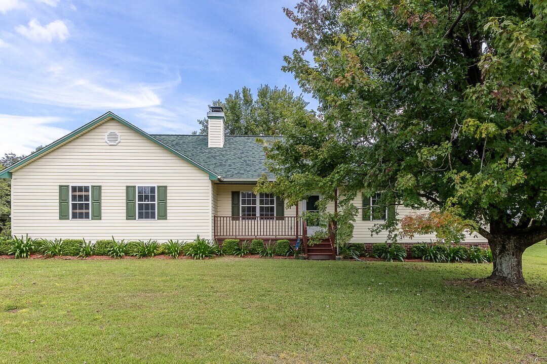 400 Kant Pl in Jacksonville, NC - Building Photo