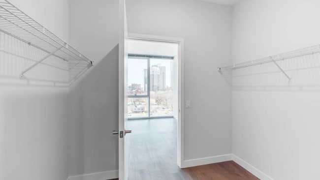 1000 S Clark St in Chicago, IL - Building Photo - Building Photo