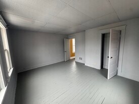 719 Steel St in Youngstown, OH - Building Photo