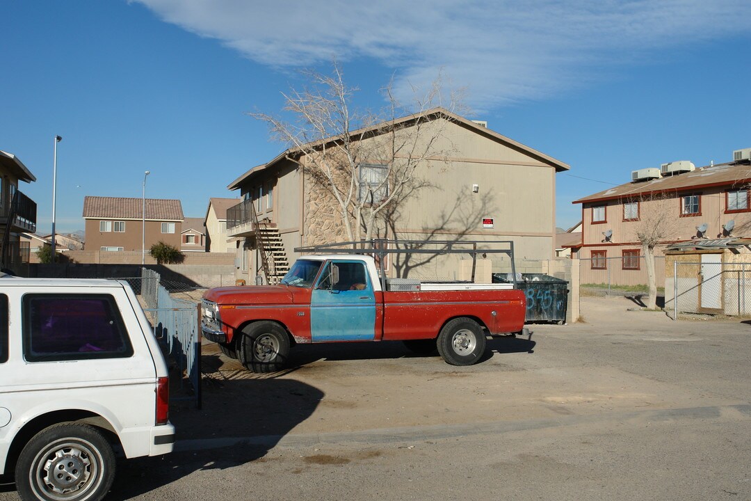 1845 Bartoli Dr in Las Vegas, NV - Building Photo