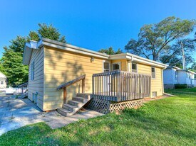 204 State Ave in Ames, IA - Building Photo