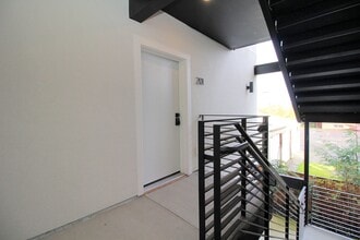 7530 N Richmond Ave in Portland, OR - Building Photo - Building Photo