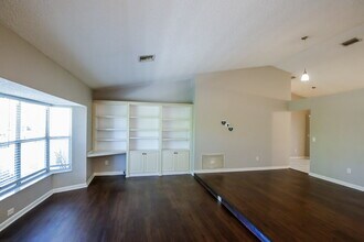 4533 NW 88th Terrace in Coral Springs, FL - Building Photo - Building Photo