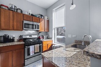 1644 N Hermitage Ave in Chicago, IL - Building Photo - Building Photo