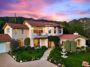 2175 Cold Canyon Rd in Calabasas, CA - Building Photo - Building Photo