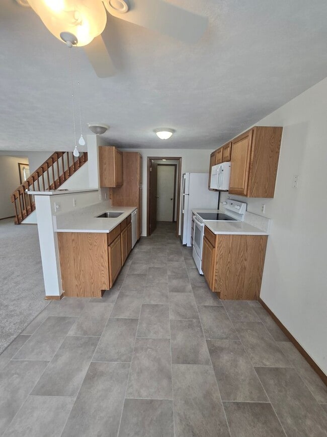 5914 W 92nd Dr in Westminster, CO - Building Photo - Building Photo