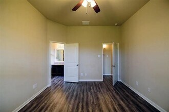 296 Country Crossing Cir in Magnolia, TX - Building Photo - Building Photo