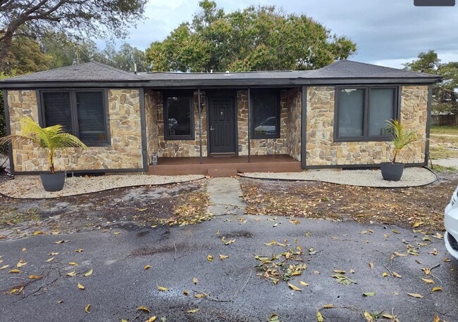 property at 3642 Gulfstream Rd