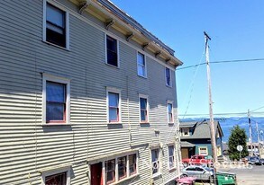 Union Ridge Apartments in Astoria, OR - Building Photo