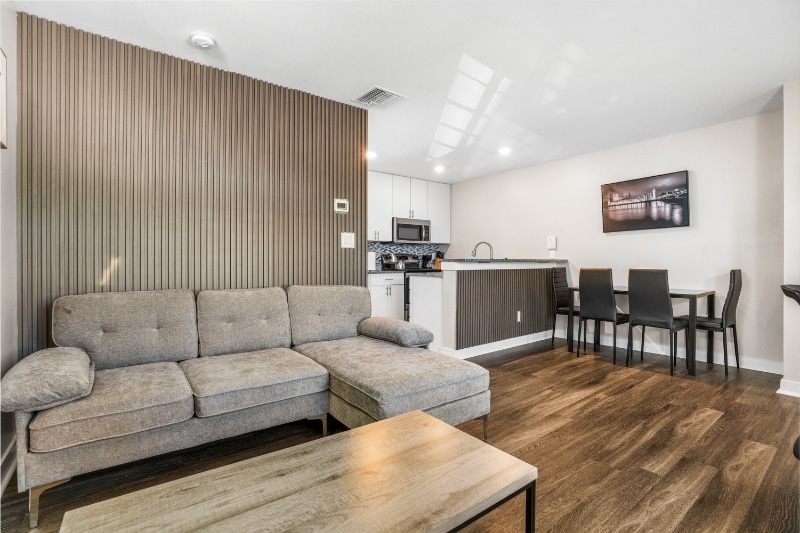 202 N Fremont Ave in Tampa, FL - Foto de edificio