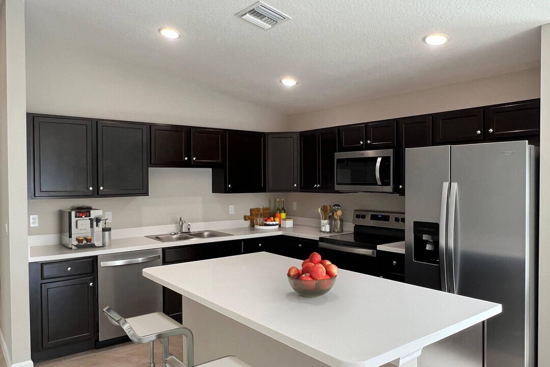 Ravinia - St. Lucie Rental Homes in Fort Pierce, FL - Foto de edificio