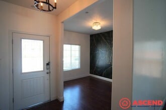 9505 Flowertree Dr in Shafter, CA - Building Photo - Building Photo