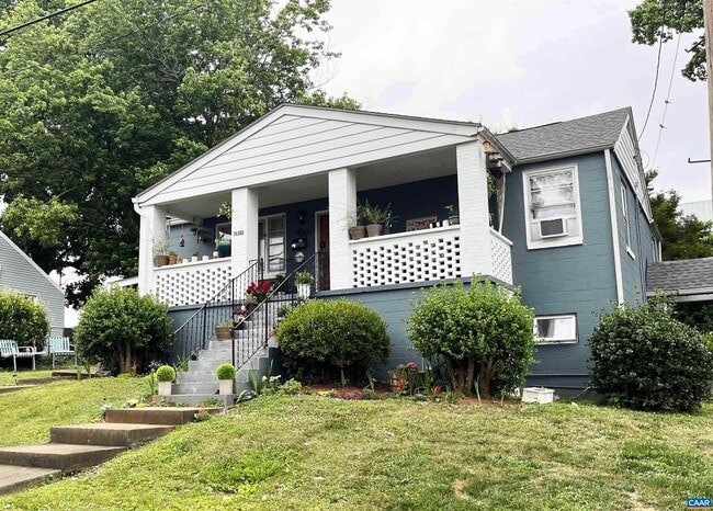 property at 1101 Grove St