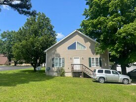 452 Logansport Rd in Morgantown, KY - Building Photo
