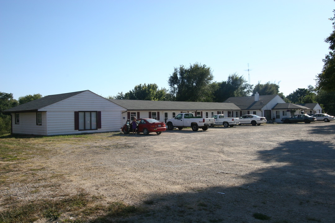 1322 E US 34 in Earlville, IL - Building Photo