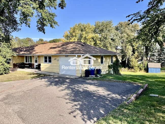 11708 Hwy 55 in Plymouth, MN - Building Photo - Building Photo