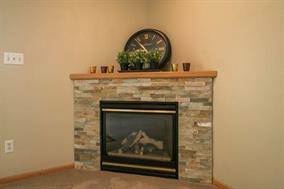 2262 Holiday Rd in Coralville, IA - Building Photo - Building Photo