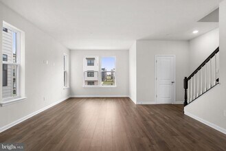 421 Carroll Walk Ave in Frederick, MD - Building Photo - Building Photo