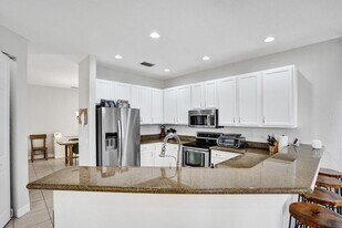 8876 Sandy Crest Ln in Boynton Beach, FL - Building Photo