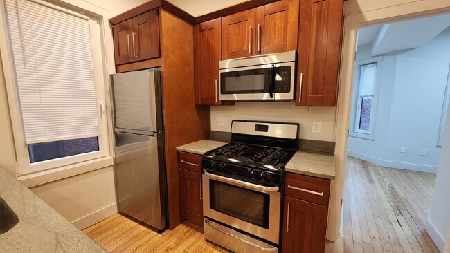 6 Durham St, Unit 8 in Boston, MA - Building Photo - Building Photo