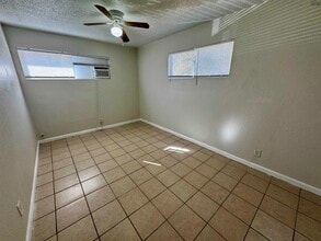 1616 Britain St in Wichita Falls, TX - Building Photo - Building Photo