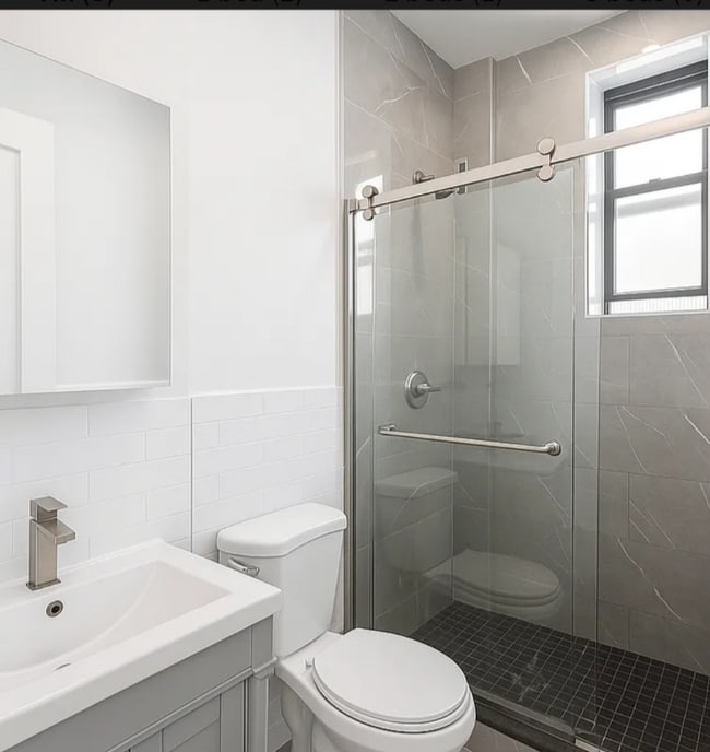 45 Tiemann Pl in New York, NY - Building Photo - Building Photo