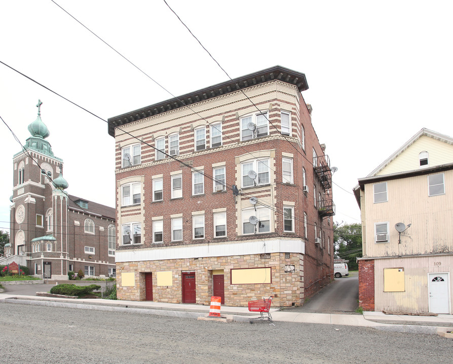 111-115 Beaver St in New Britain, CT - Building Photo