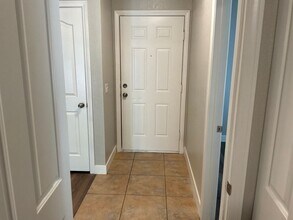 2635 S Durango Dr in Las Vegas, NV - Building Photo - Building Photo