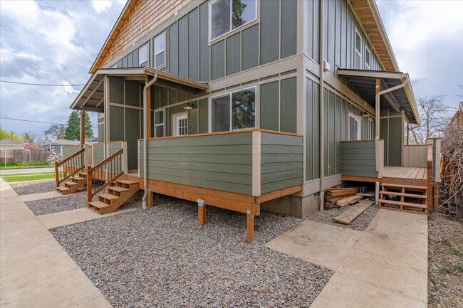 1094 15th St SE, Unit 1094 15th St in Salem, OR - Building Photo - Building Photo