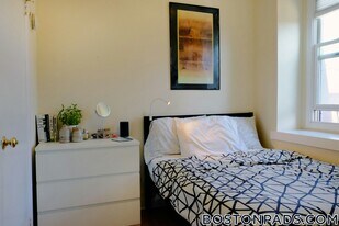 1 Union Pk, Unit 5 in Boston, MA - Building Photo