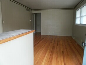 429 Jennison Ave in Kalamazoo, MI - Building Photo - Building Photo