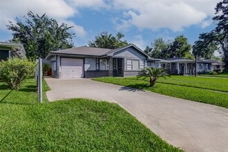 6507 Heron Dr in Houston, TX - Building Photo - Building Photo