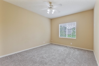 14252 Newport Ave in Omaha, NE - Foto de edificio - Building Photo