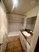 15009 Moorpark St in Los Angeles, CA - Building Photo - Building Photo