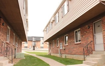 Old Farm Apartments Logan Ut Apartments For Rent