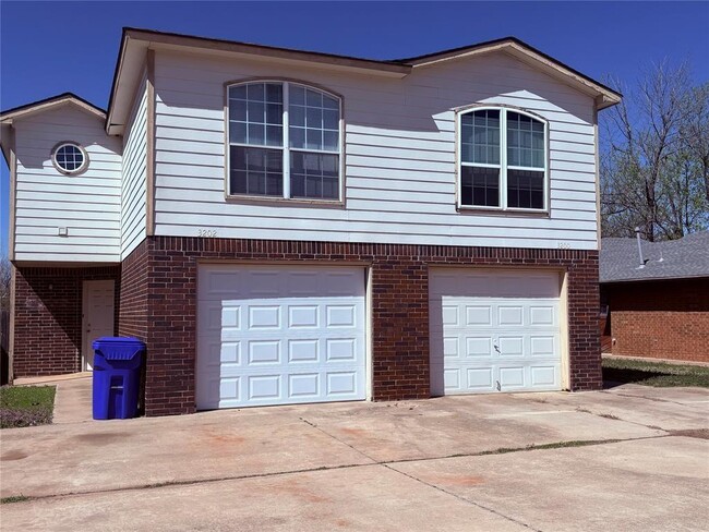 property at 3202 Ridgecrest Ct
