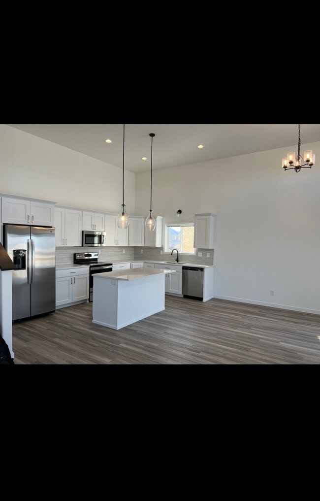 4951 37th Ave S in Fargo, ND - Building Photo - Building Photo