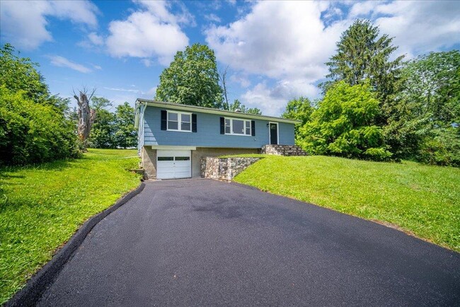 173 Kings Hwy in Warwick, NY - Building Photo - Building Photo