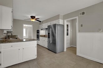 5718 Rich Rd in Memphis, TN - Building Photo - Building Photo