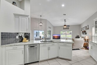 11723 Water Bend Ct in Wellington, FL - Building Photo - Building Photo