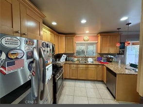 23003 Moneta Ave in Carson, CA - Foto de edificio - Building Photo