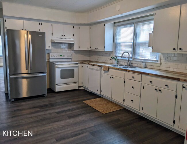 property at 329 N 2nd St