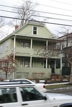 334 College St, Unit 332 in Burlington, VT - Building Photo - Building Photo