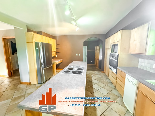 68 Spruce Mountain View Dr in Barre, VT - Building Photo - Building Photo